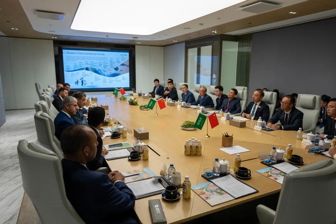 沙特工業(yè)和礦產資源大臣與海南礦業(yè)探討礦業(yè)合作